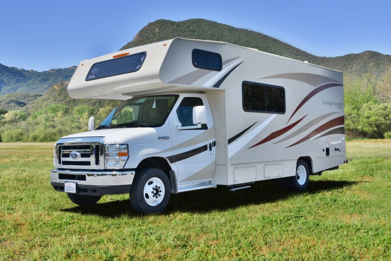 4 Berth C Class 22-24ft with Shower / WC