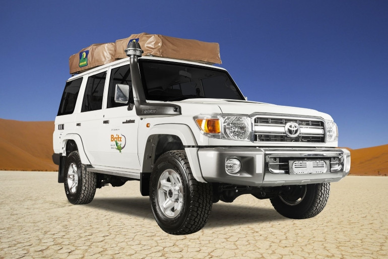 4 Berth 4x4 Land Cruiser w 2 Roof Tents