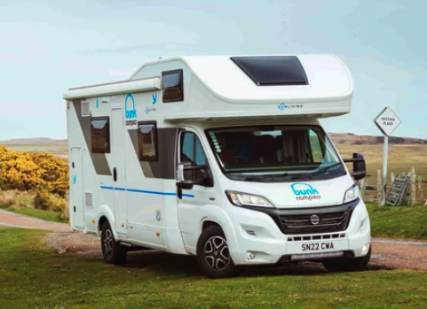 Bunk Campers 6-berth motorhome shower / wc