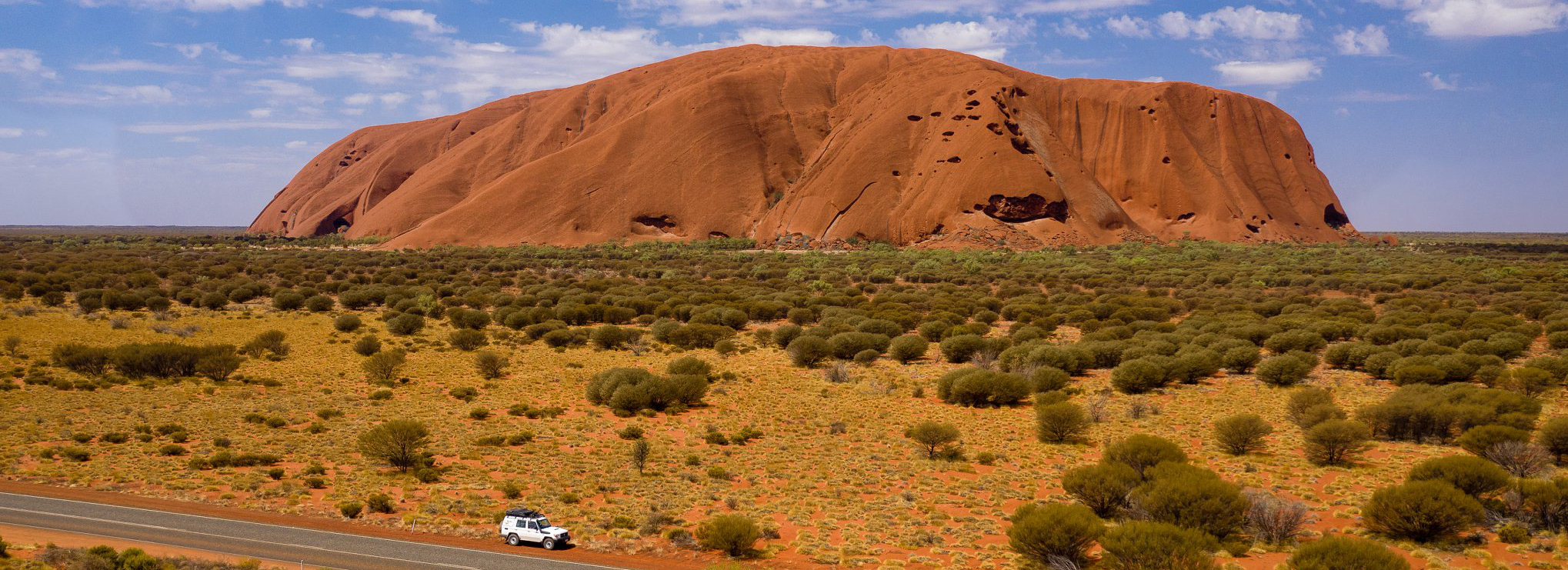 4WD camper with roof tent in Alice Springs