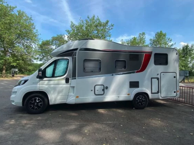 4 berth beurstner