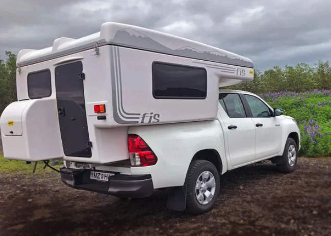Hertz 3-berth 4x4 Toyota Hilux