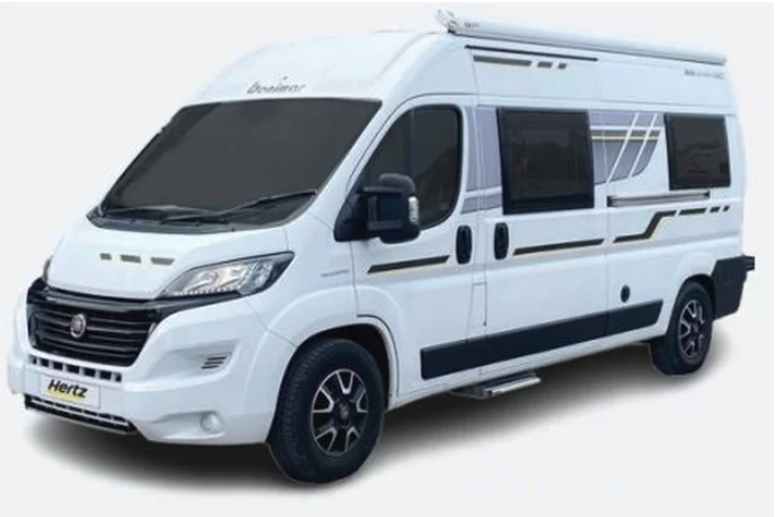 Hertz 4-berth camper shower / wc