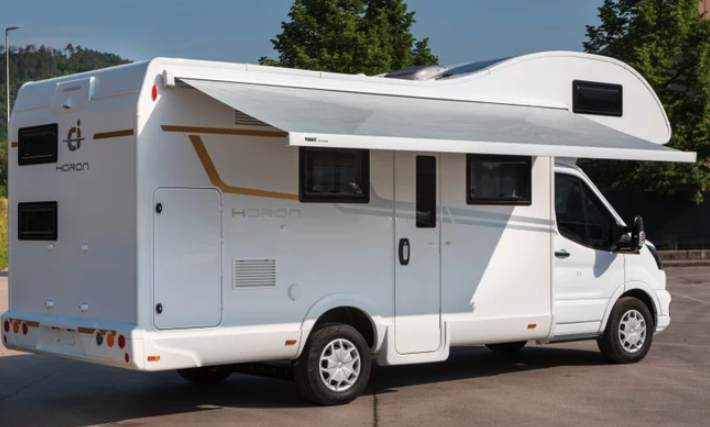 Petroni 6+1 berth motorhome with shower / wc