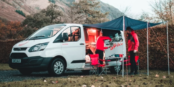 Spaceships 2-berth low-top camper