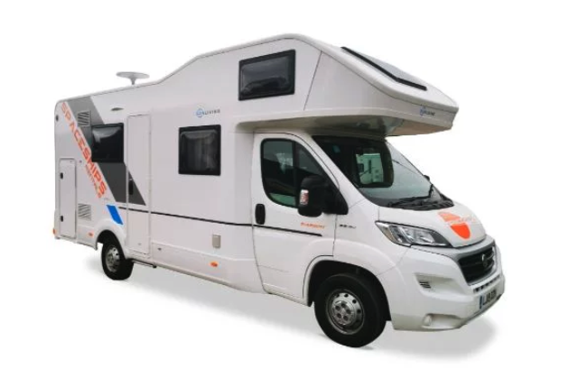 Spaceships 7 berth shower / wc